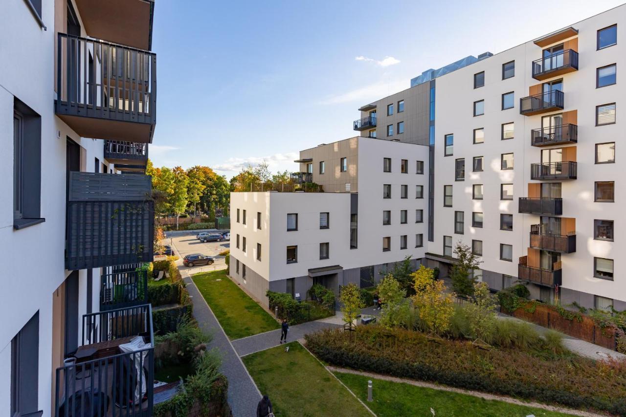 Warsaw Ulrychow Apartment With Parking By Renters المظهر الخارجي الصورة